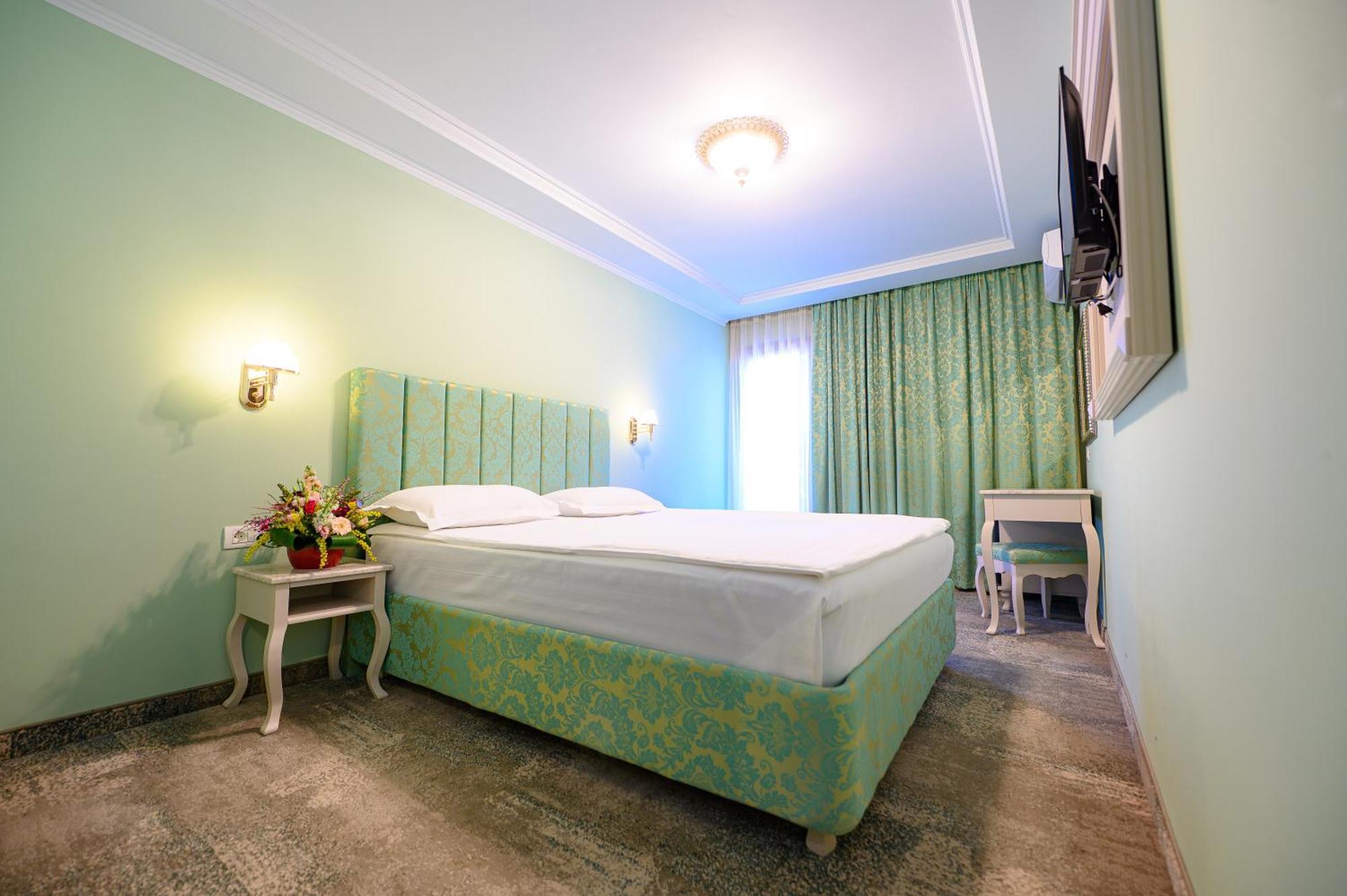 Hotel Iris-Mimoza จูปิเตอร์ ภายนอก รูปภาพ
