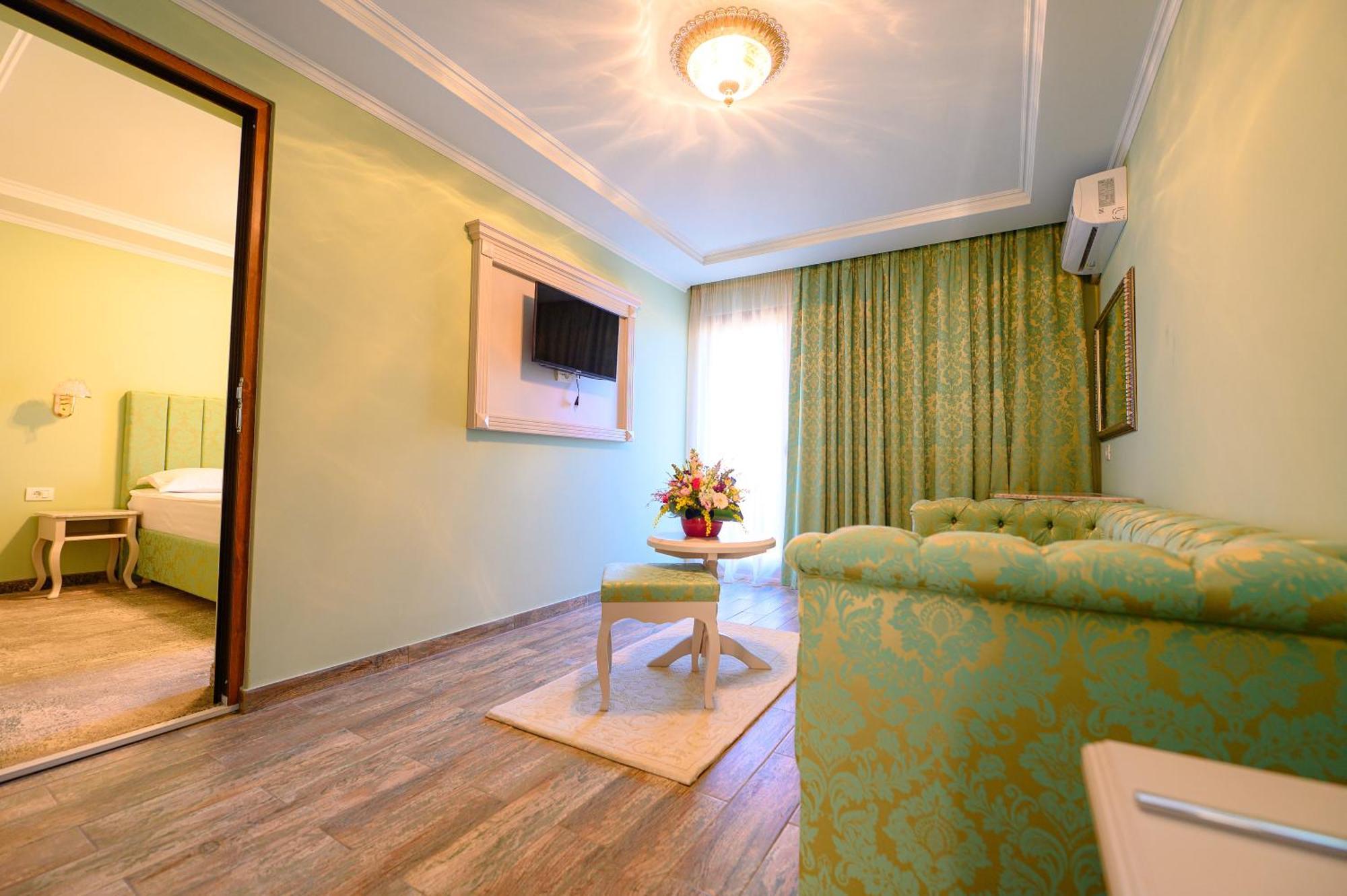 Hotel Iris-Mimoza จูปิเตอร์ ภายนอก รูปภาพ