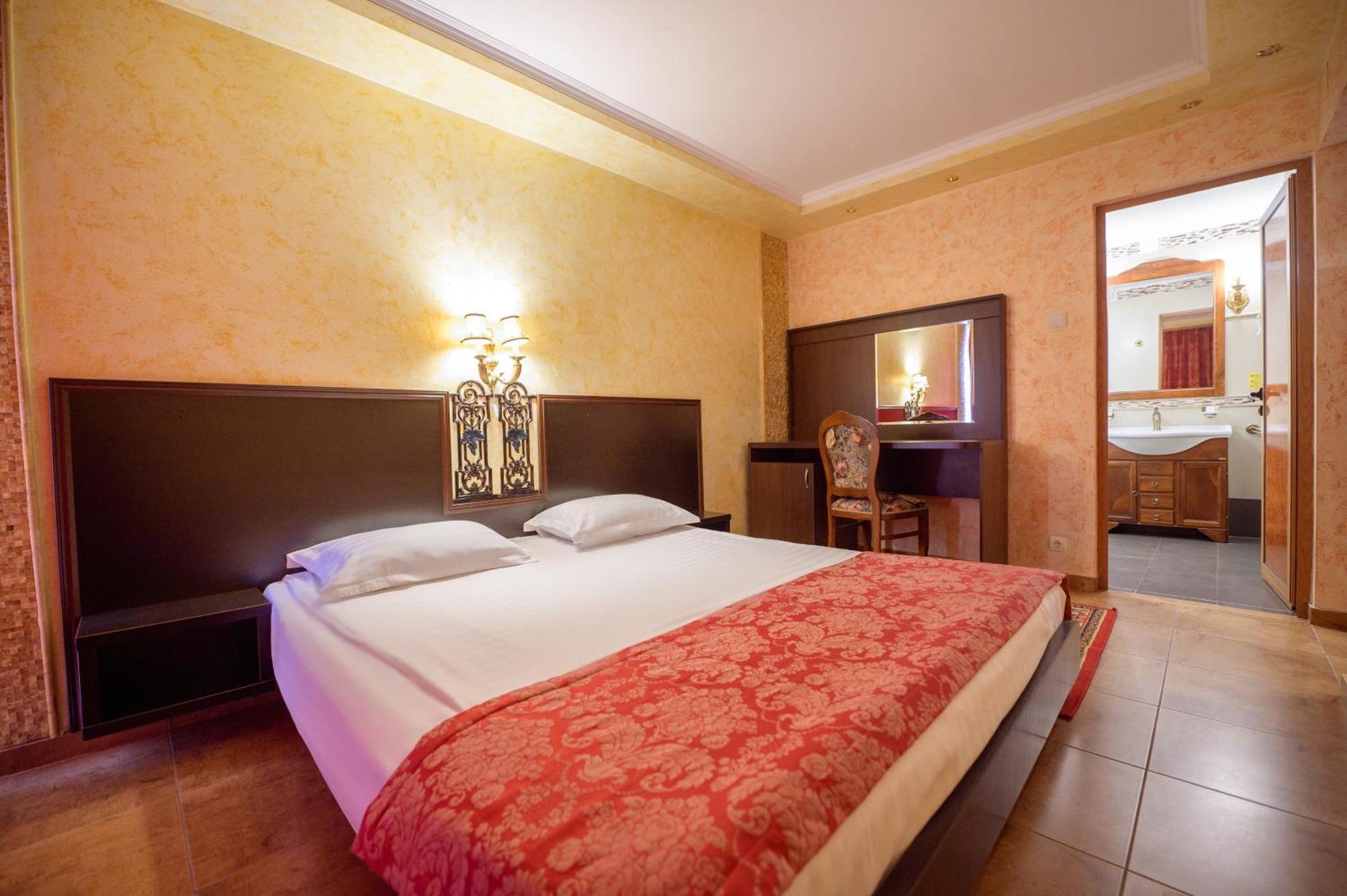 Hotel Iris-Mimoza จูปิเตอร์ ภายนอก รูปภาพ