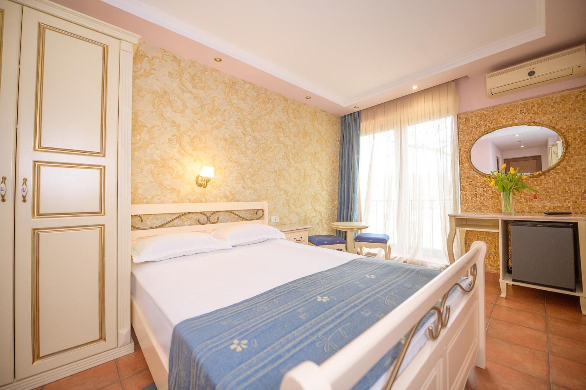 Hotel Iris-Mimoza จูปิเตอร์ ภายนอก รูปภาพ